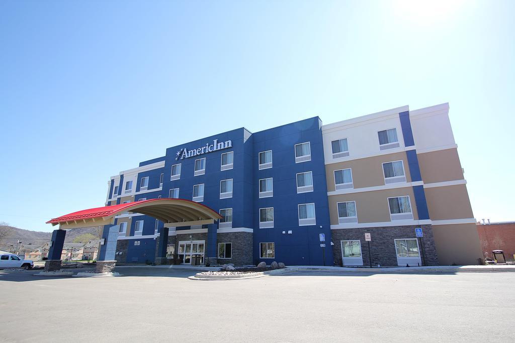 Americinn By Wyndham Winona Exteriör bild